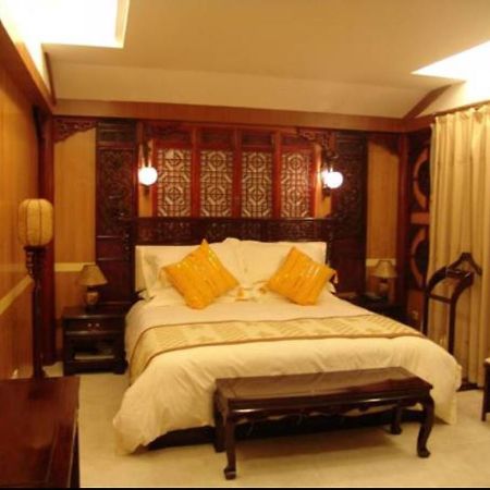 Lijiang Dian Jun Wang Hotel Номер фото